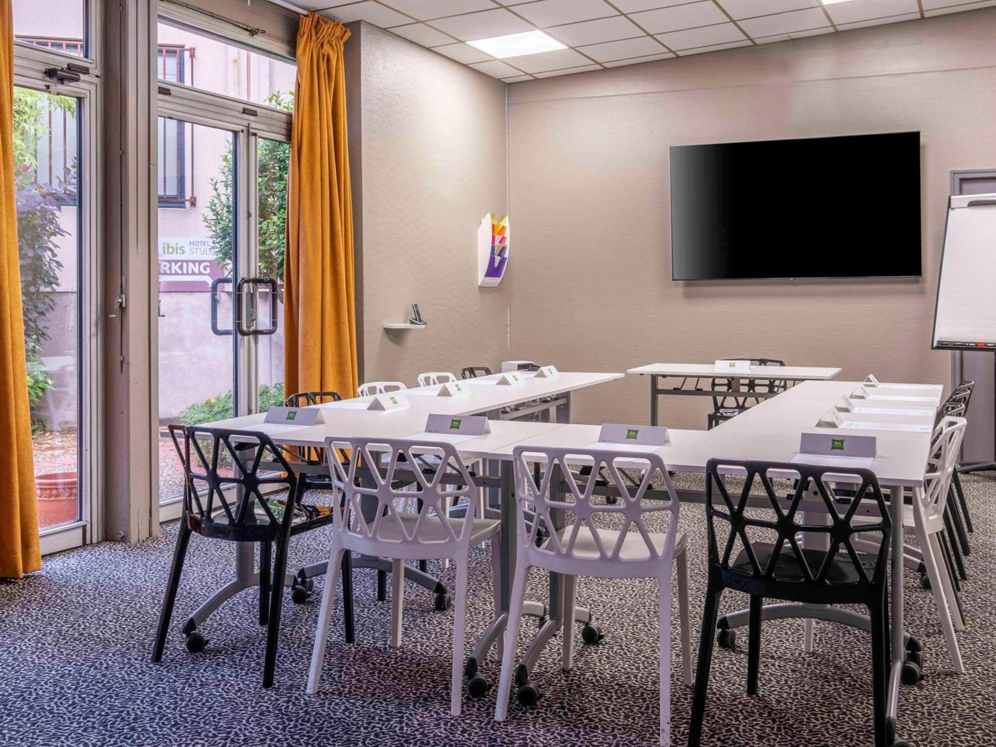 מלון Ibis Styles Blois Centre Gare מראה חיצוני תמונה